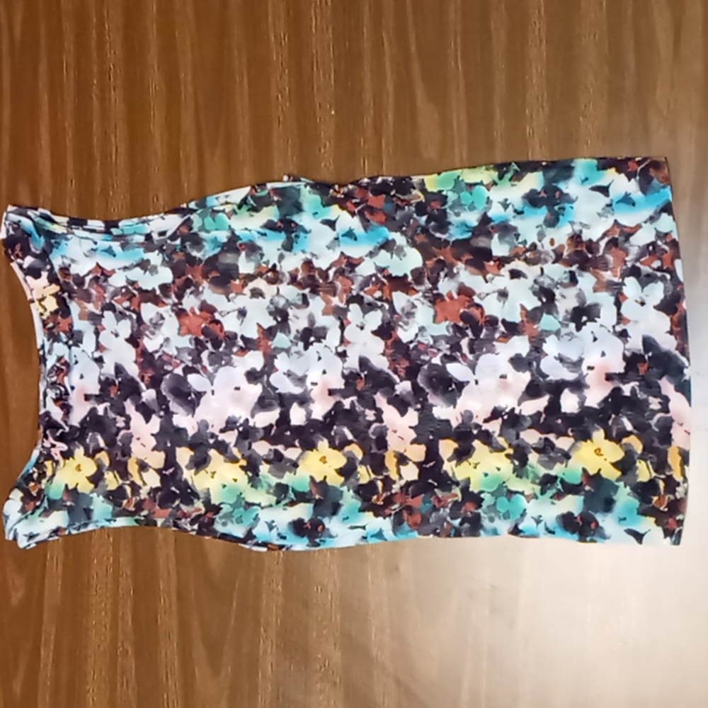 Relativity Size S Flower Pattern Ruffle Blouse - Picture 2 of 3